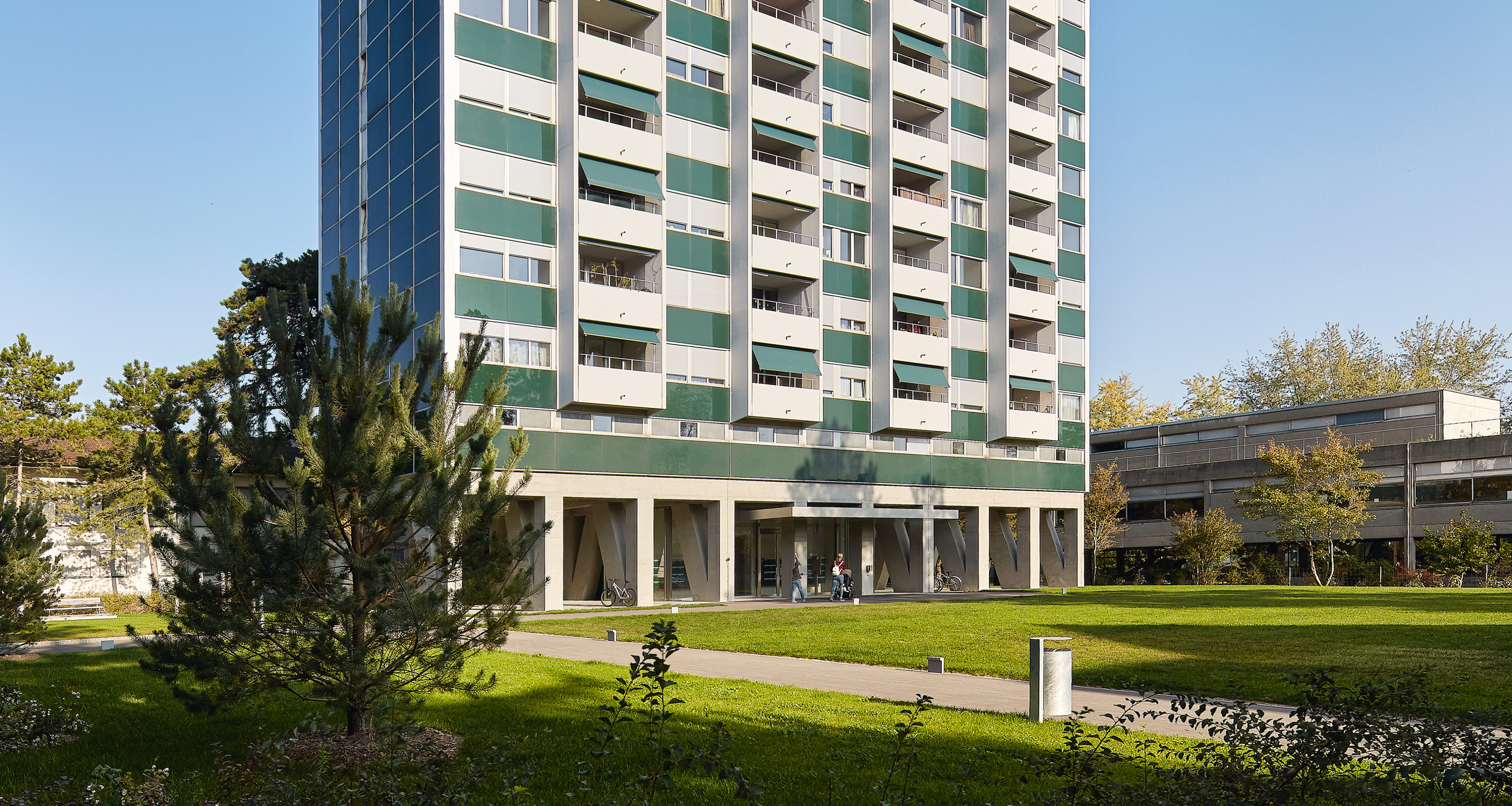 EG 0584 cmyk 1 scaled 1