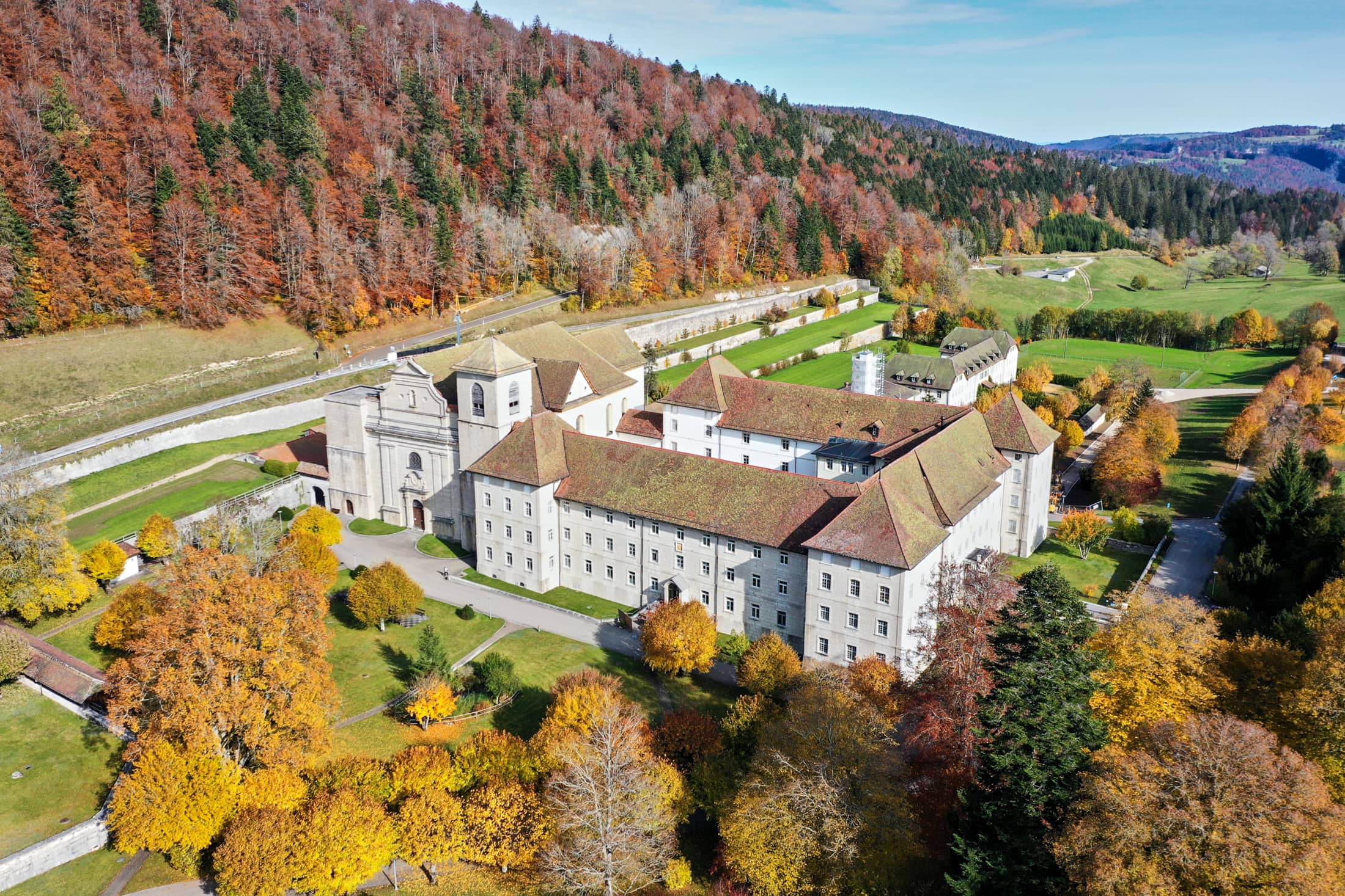 Referenz Paerli AG Bellelay DJI 0105