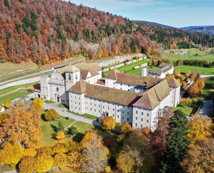 Referenz-Paerli-AG_Bellelay_DJI_0105.jpg